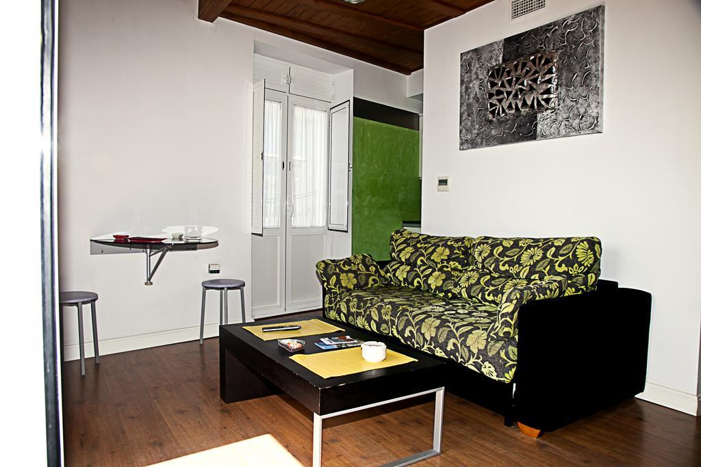 Apartamentos La Casa De La Alameda 메디나시도니아 객실 사진